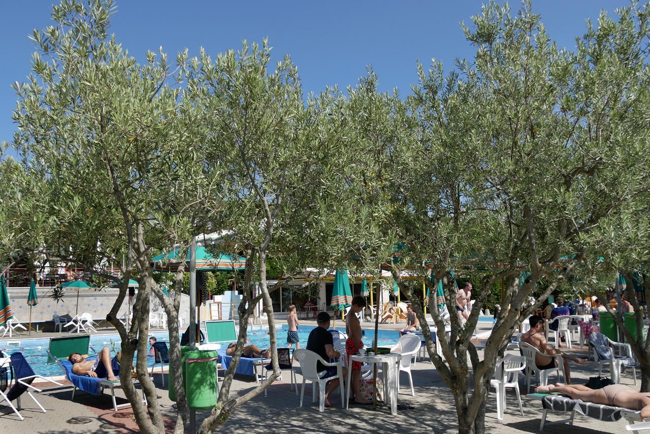 Camping Le Soline Casciano Di Murlo ภายนอก รูปภาพ